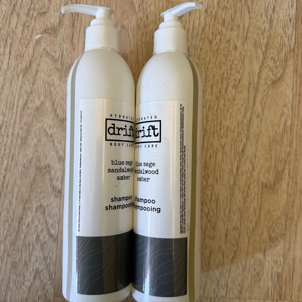 Drift Hydrating Shampoo - White and Gray